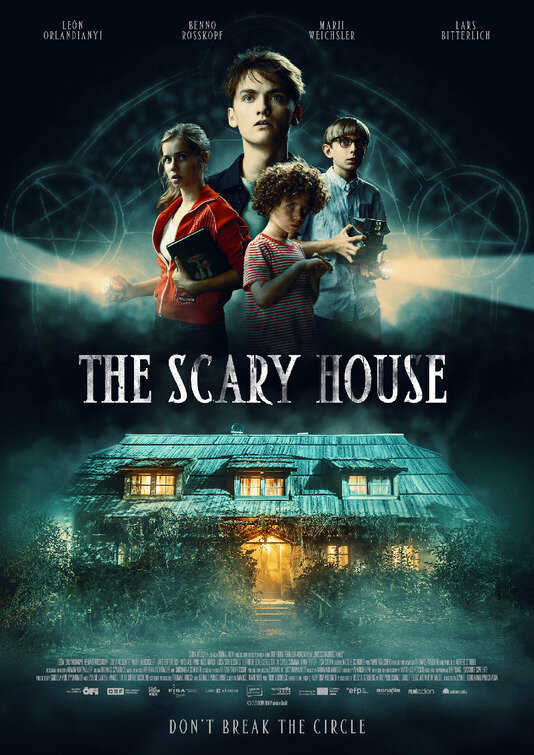 Дом с привидениями (2020) постер